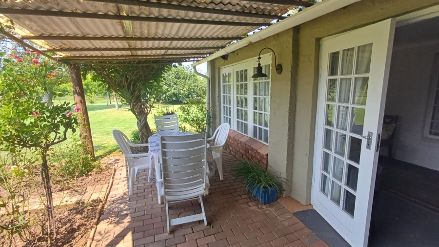 Commercial Property for Sale in Remhoogte AH North West